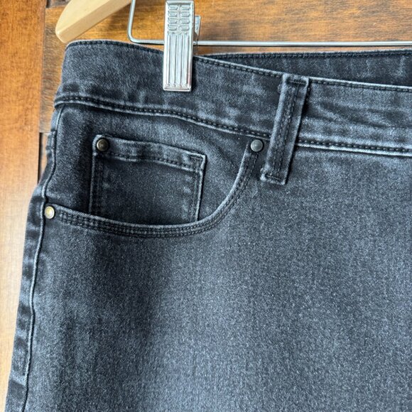 Charter Club Black Lexington Straight 5-Pocket Jeans 14 Short - Picture 4 of 10
